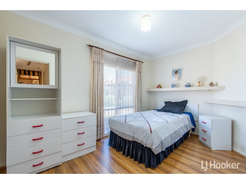 9/9 Heron Place, Maddington WA 6109