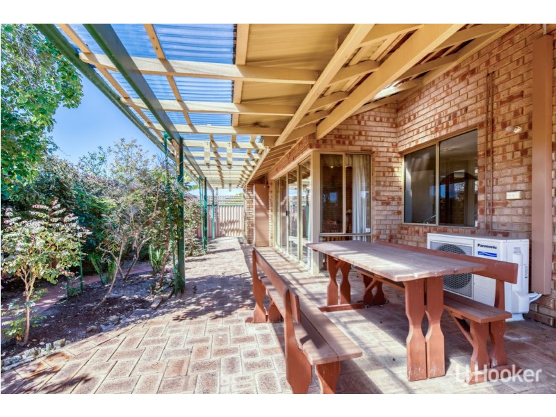 9/9 Heron Place, Maddington WA 6109