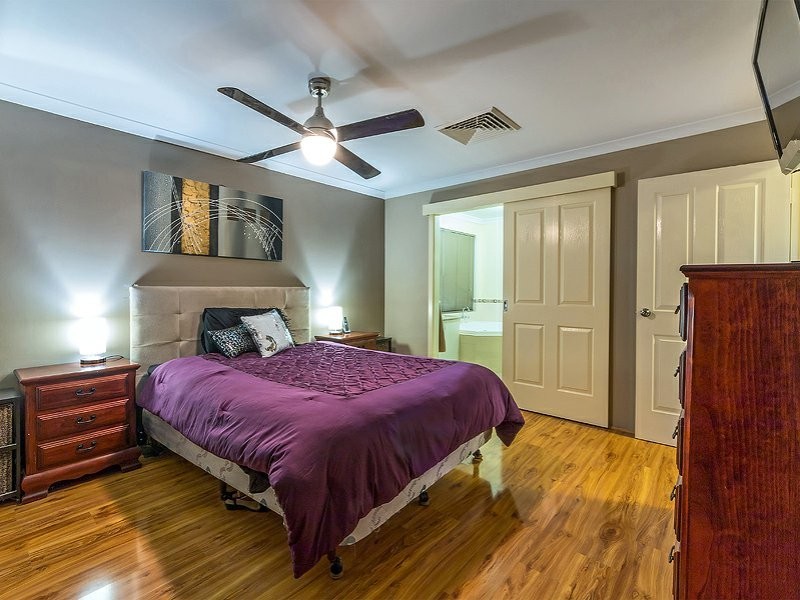 8 Philadelphia Parade, Canning Vale WA 6155