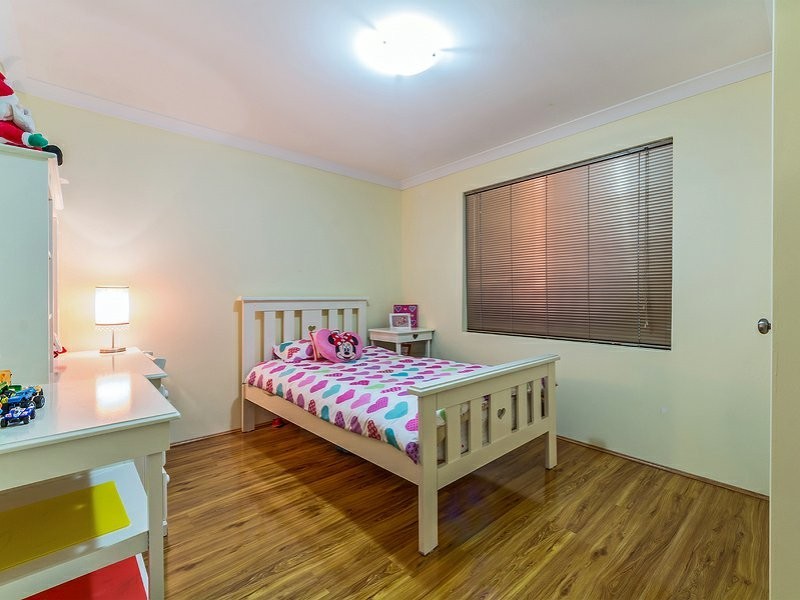 8 Philadelphia Parade, Canning Vale WA 6155