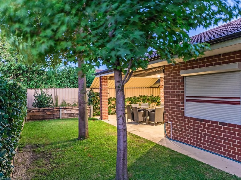 8 Philadelphia Parade, Canning Vale WA 6155