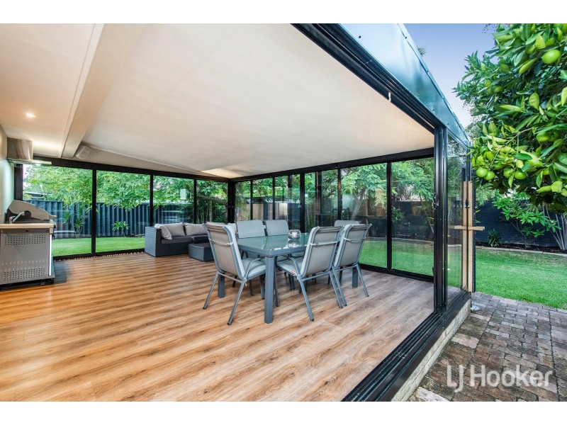 7 Cleve Way, Gosnells WA 6110