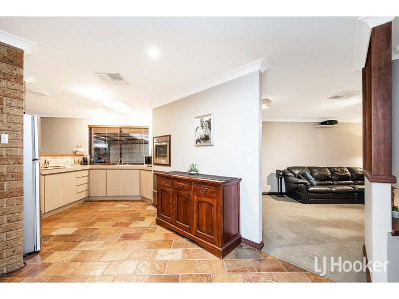 7 Cleve Way, Gosnells WA 6110