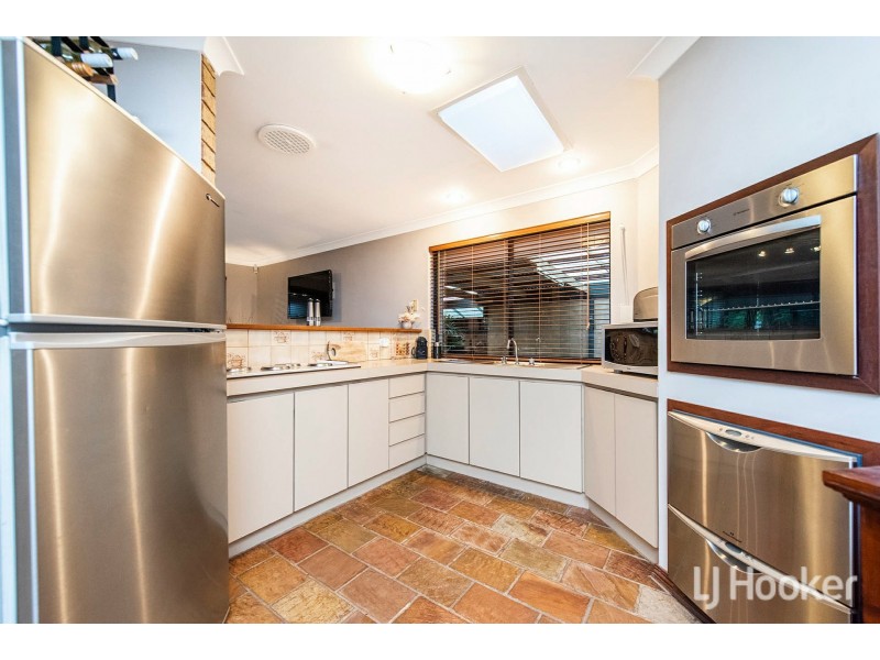 7 Cleve Way, Gosnells WA 6110