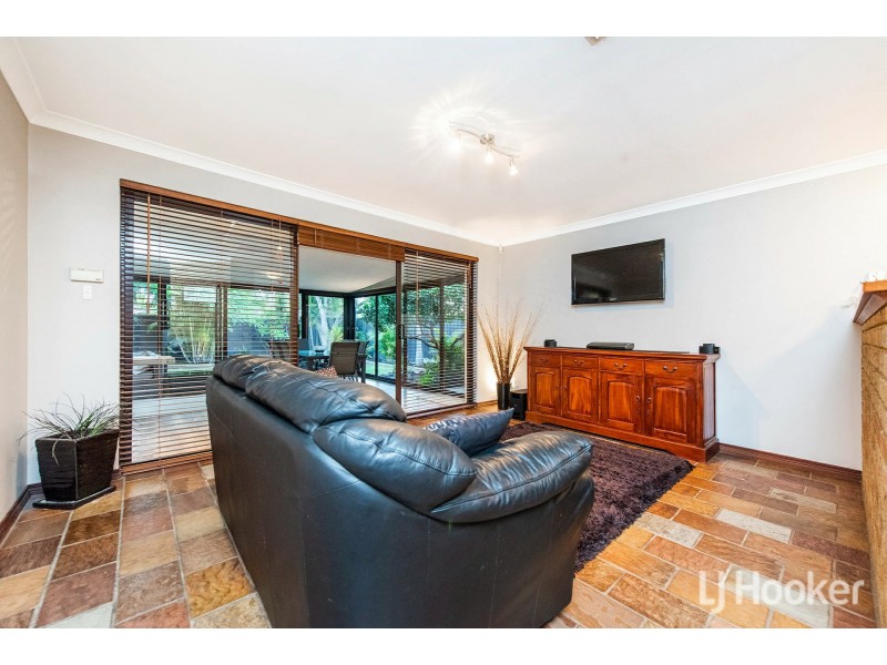 7 Cleve Way, Gosnells WA 6110