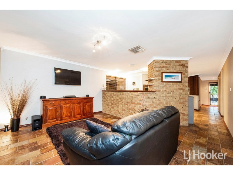 7 Cleve Way, Gosnells WA 6110