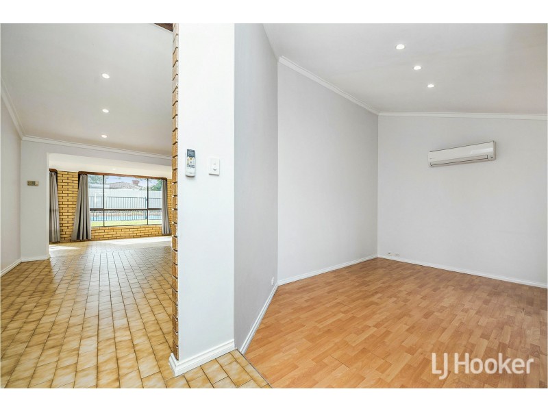 12 Dwyer Crescent, Gosnells WA 6110