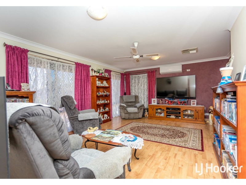 9 Greenough Way, Gosnells WA 6110