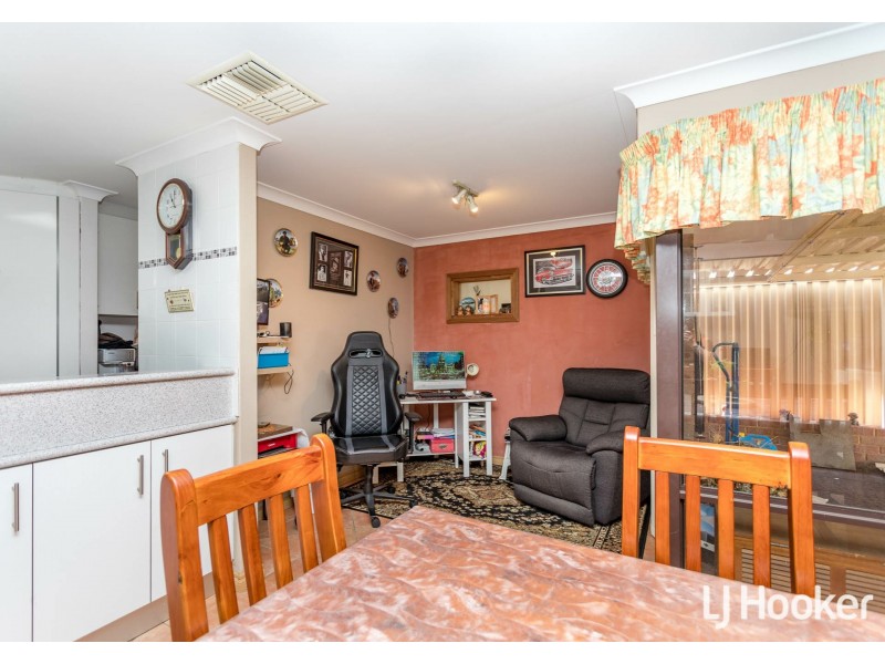 9 Greenough Way, Gosnells WA 6110