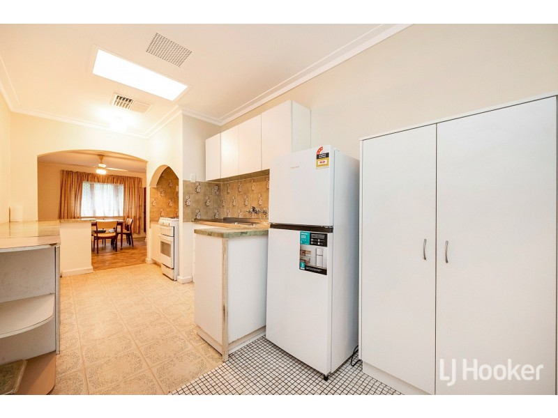 102 Verna Street, Gosnells WA 6110