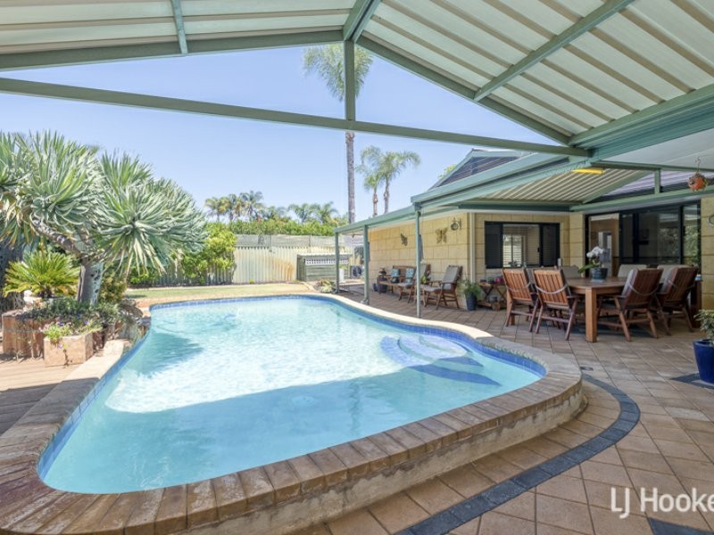 13 Imperial Court, Thornlie WA 6108