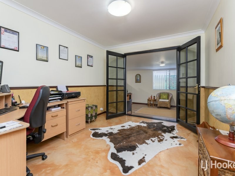 13 Imperial Court, Thornlie WA 6108