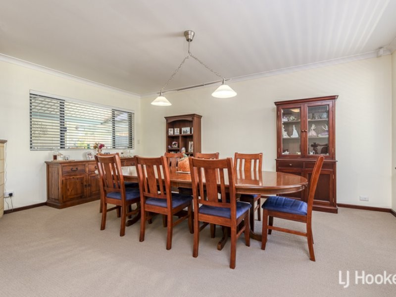 13 Imperial Court, Thornlie WA 6108