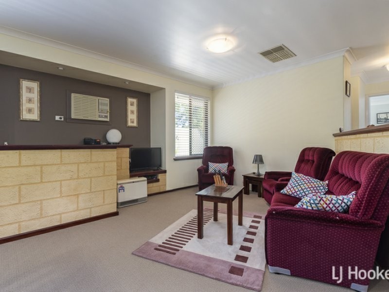 13 Imperial Court, Thornlie WA 6108