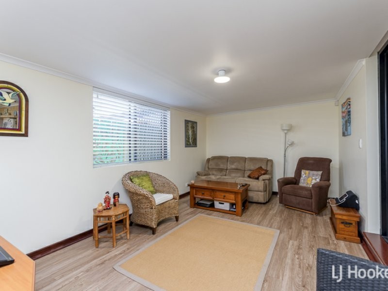 13 Imperial Court, Thornlie WA 6108