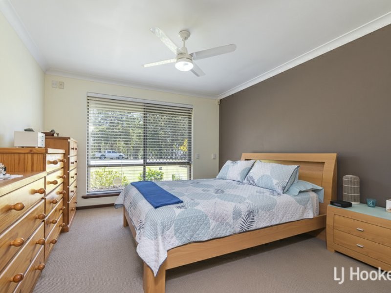 13 Imperial Court, Thornlie WA 6108