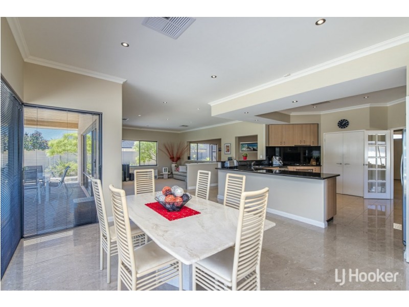 121 Southacre Drive, Canning Vale WA 6155