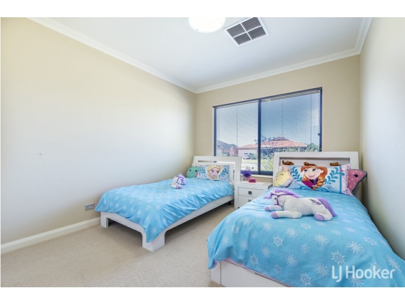 121 Southacre Drive, Canning Vale WA 6155