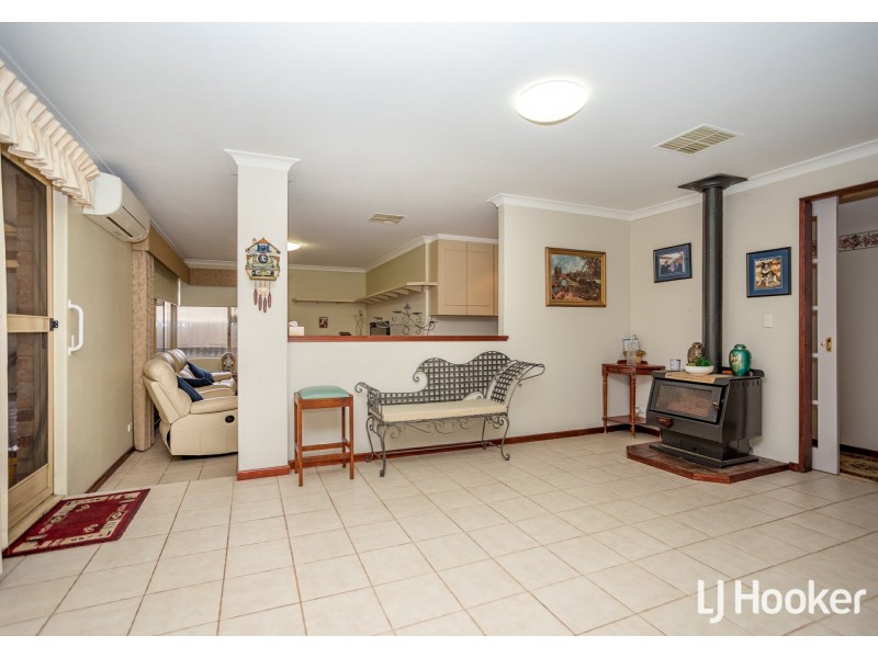 22 Eynesford Street, Gosnells WA 6110