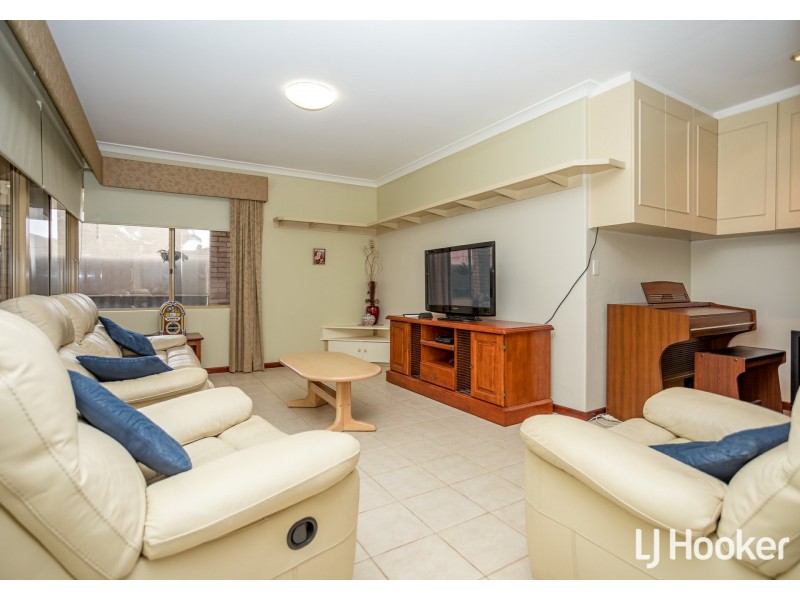 22 Eynesford Street, Gosnells WA 6110