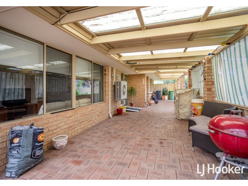 22 Eynesford Street, Gosnells WA 6110