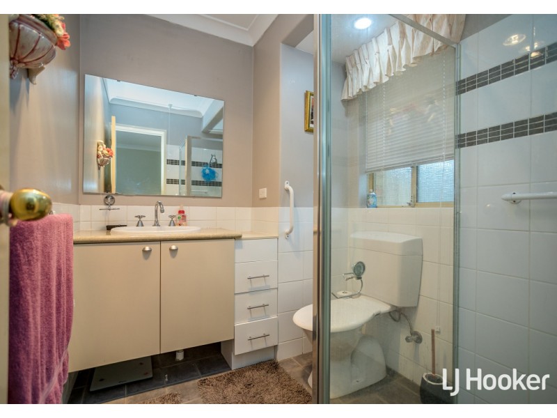 22 Eynesford Street, Gosnells WA 6110