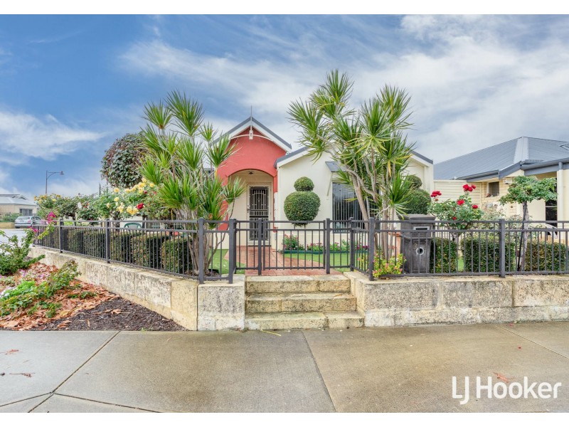 33 Casablanca Avenue, Southern River WA 6110