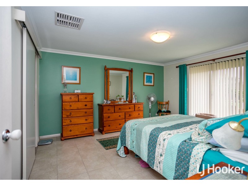 33 Casablanca Avenue, Southern River WA 6110