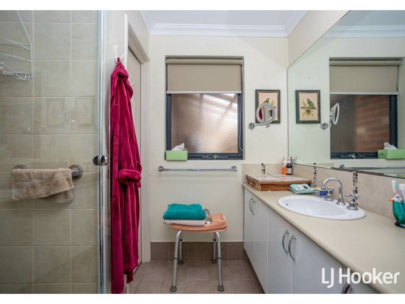 33 Casablanca Avenue, Southern River WA 6110