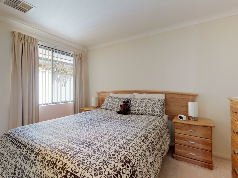 25 Repton Loop, Canning Vale WA 6155