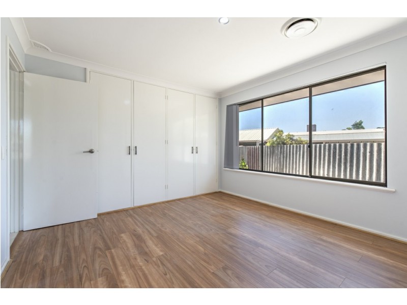 12 Hayes Court, Thornlie WA 6108