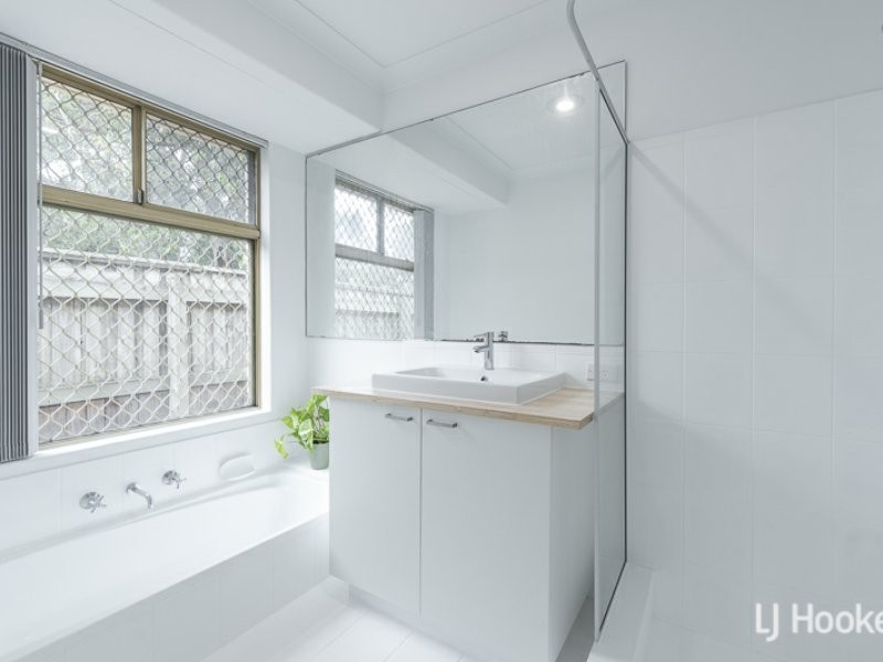 141 Warton Road, Thornlie WA 6108