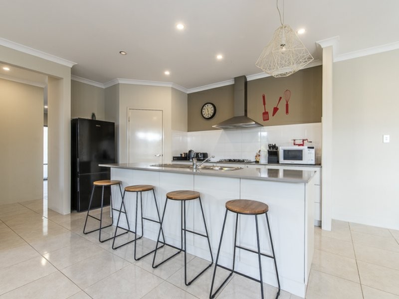 58 Burdekin Turn, Hilbert WA 6112