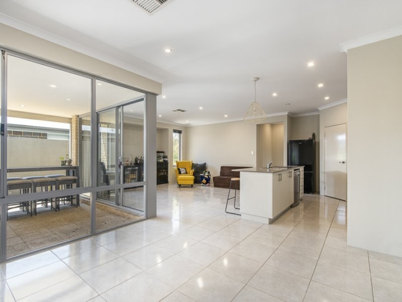 58 Burdekin Turn, Hilbert WA 6112