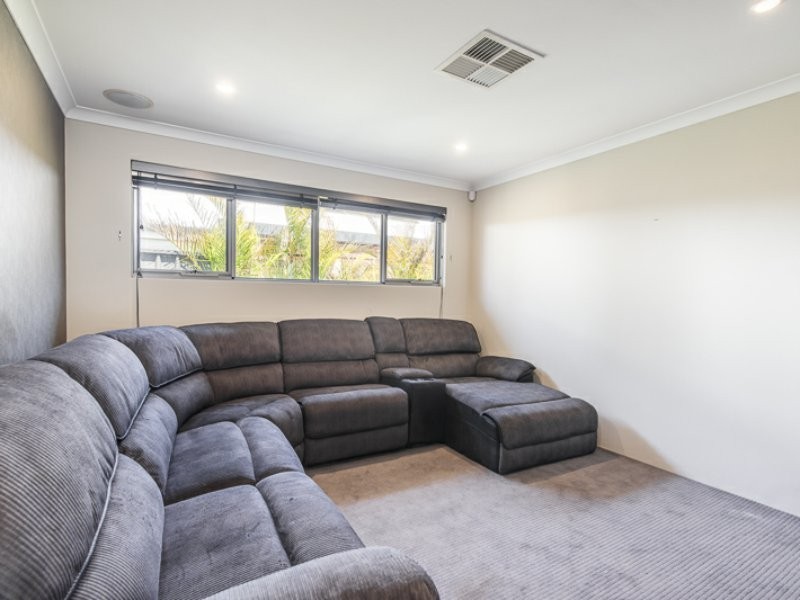 58 Burdekin Turn, Hilbert WA 6112