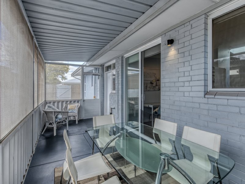 28 Kenmare Avenue, Thornlie WA 6108