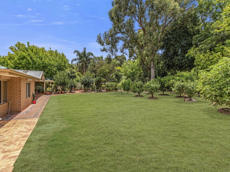 7 Holden Road, Roleystone WA 6111