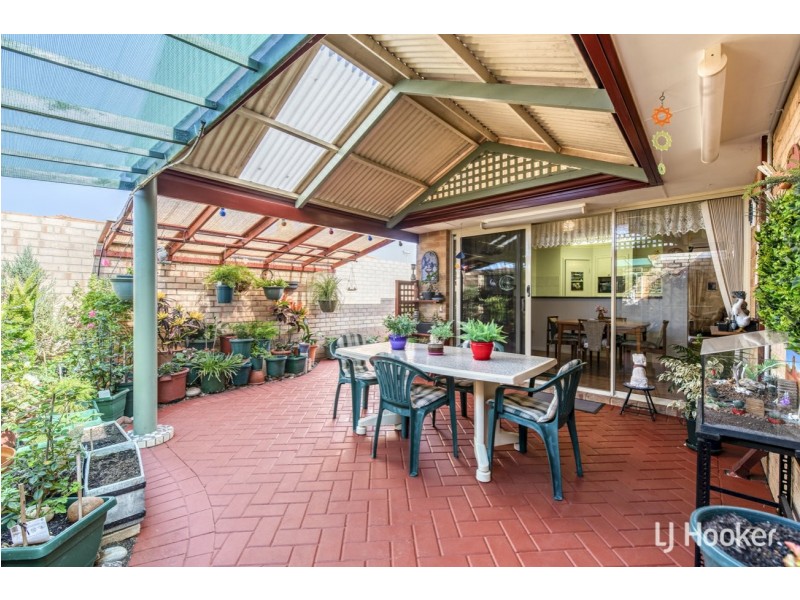 23/7 Lester Drive, Thornlie WA 6108