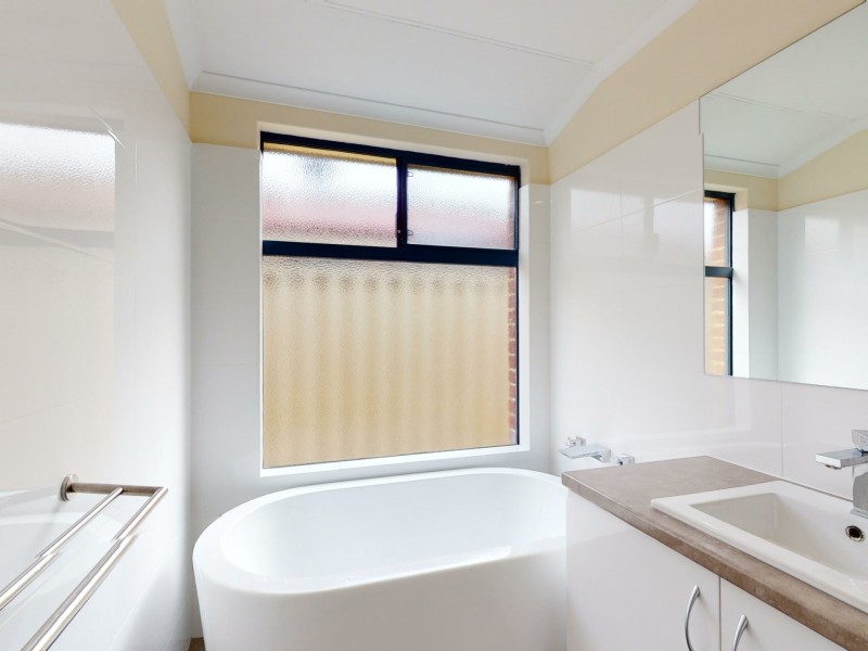 64 Hambly Crescent, Canning Vale WA 6155