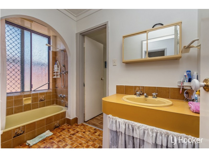 106 Wilfred Road, Thornlie WA 6108