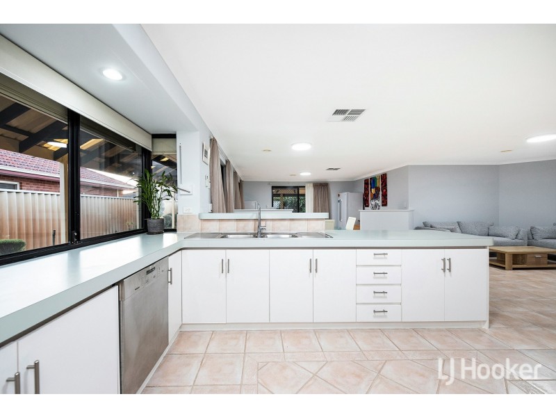 225 Warton Road, Thornlie WA 6108