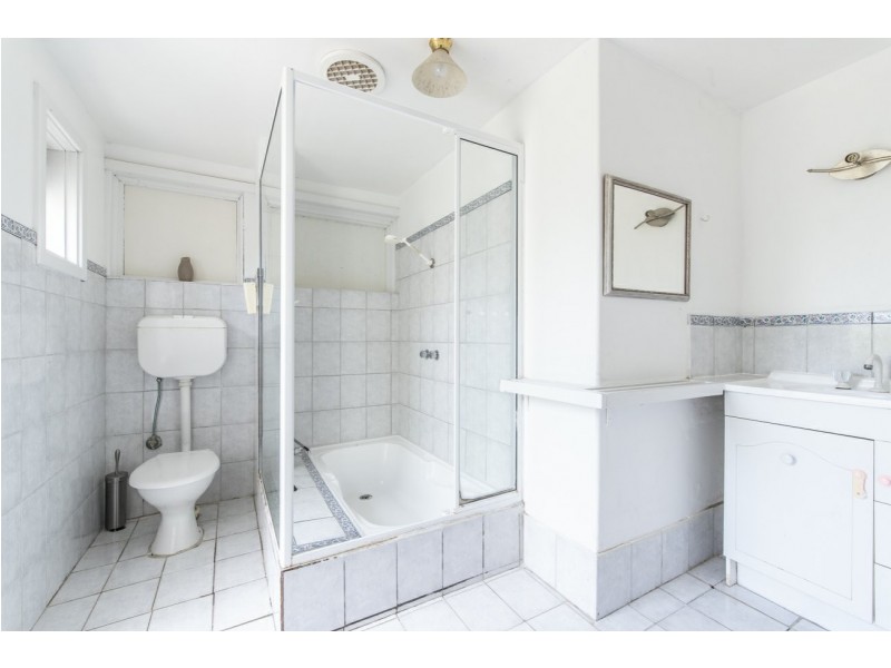 212 Kent Street, Rockingham WA 6168