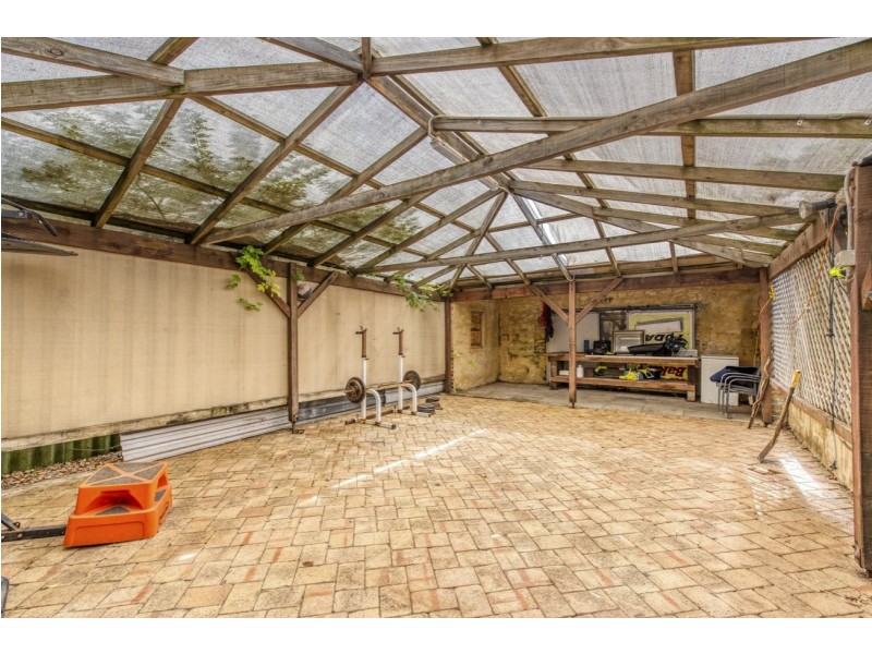 212 Kent Street, Rockingham WA 6168