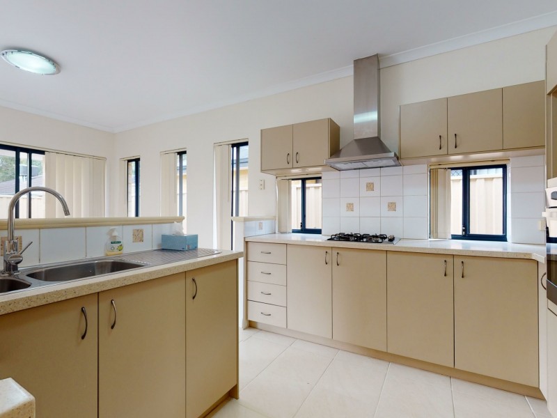 25 Pentland Street, Canning Vale WA 6155