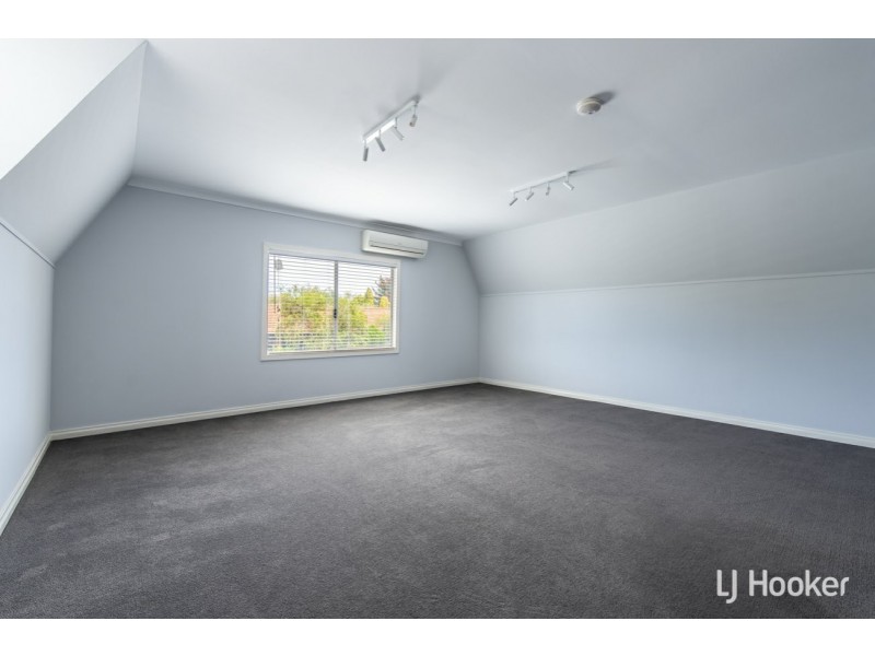 30 Ningaloo Way, Thornlie WA 6108