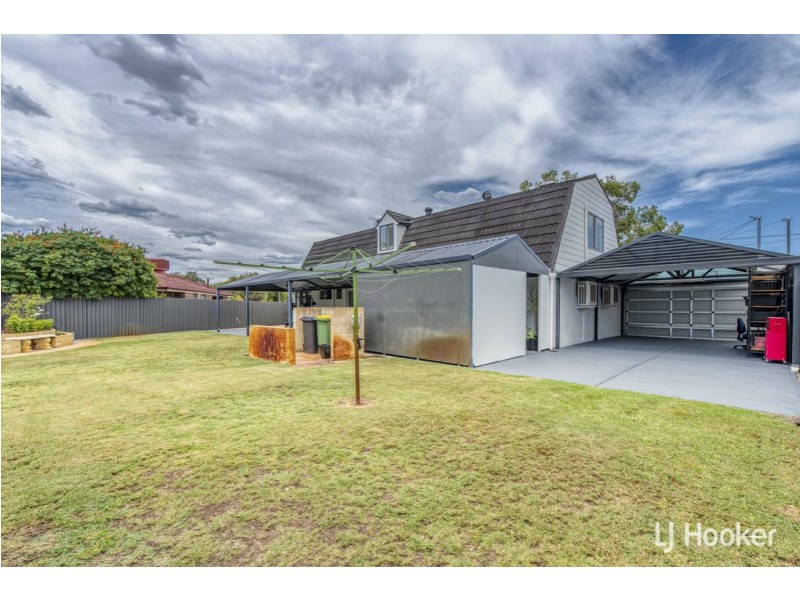 30 Ningaloo Way, Thornlie WA 6108