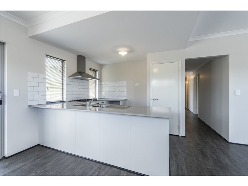 109B Berehaven Avenue, Thornlie WA 6108