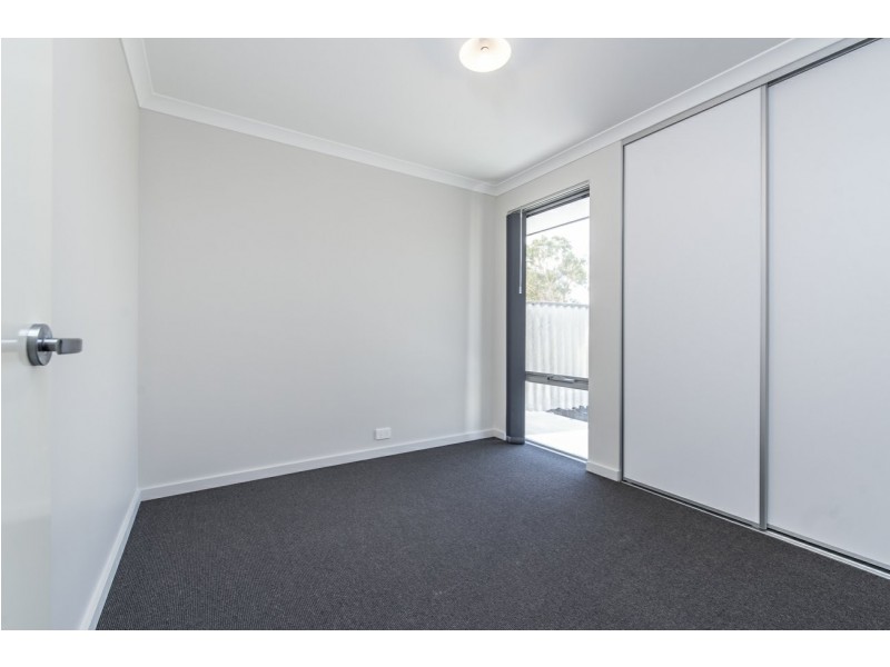 109B Berehaven Avenue, Thornlie WA 6108