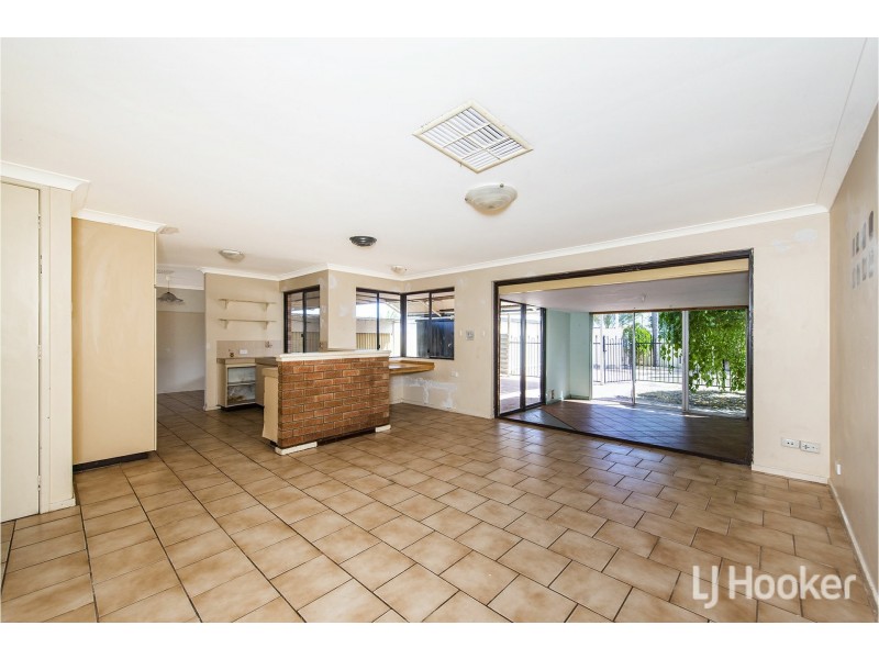 29 Gascoyne Drive, Gosnells WA 6110