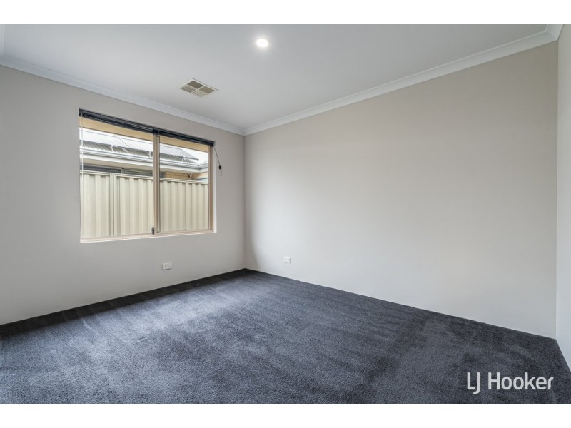 24 Cowes Street, Harrisdale WA 6112